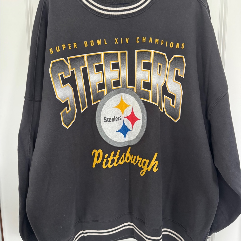 Abercrombie & Fitch Black Steelers Crewneck Sweater